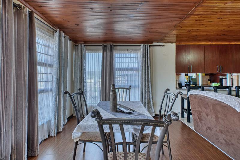 3 Bedroom Property for Sale in Booysens Park Eastern Cape